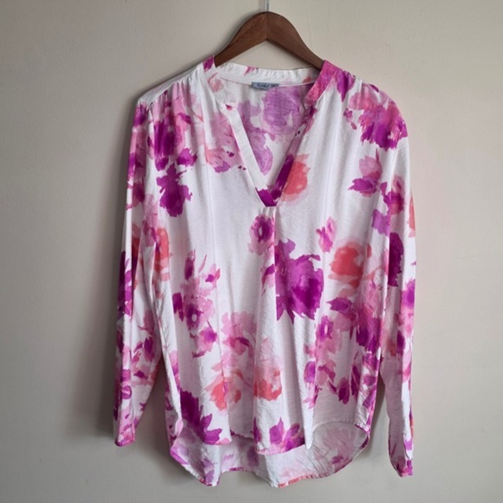 Floral & Ivy Blouse Women Large Pink Watercolor Floral‎ V-Neck Roll Tab Sleeve